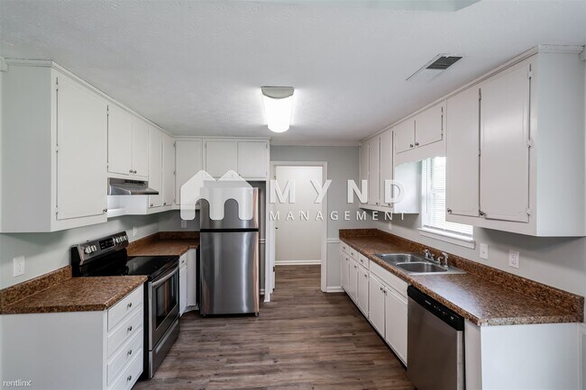 Building Photo - 3 br, 2 bath House - 484 Oak Hill Rd