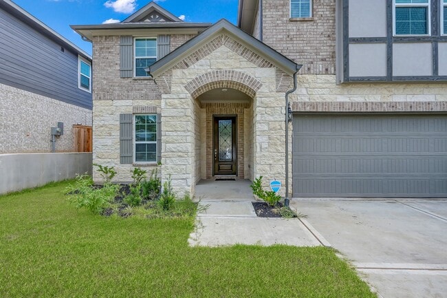 Foto del edificio - 1638 Shae Oak Ln