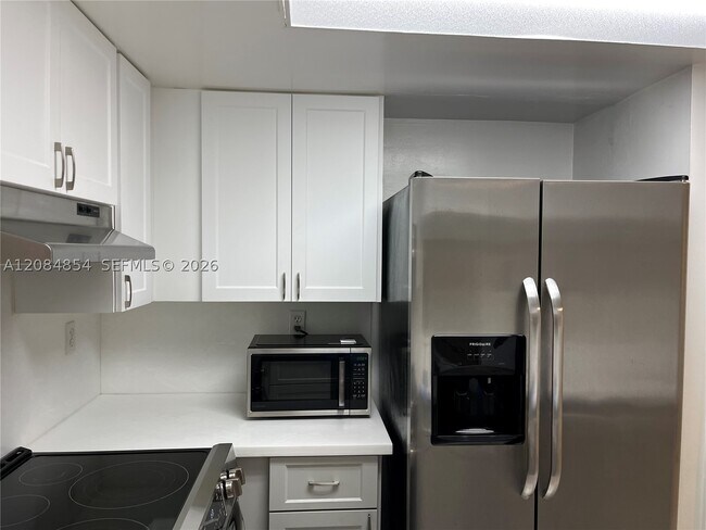 Building Photo - 2075 SW 122nd Ave