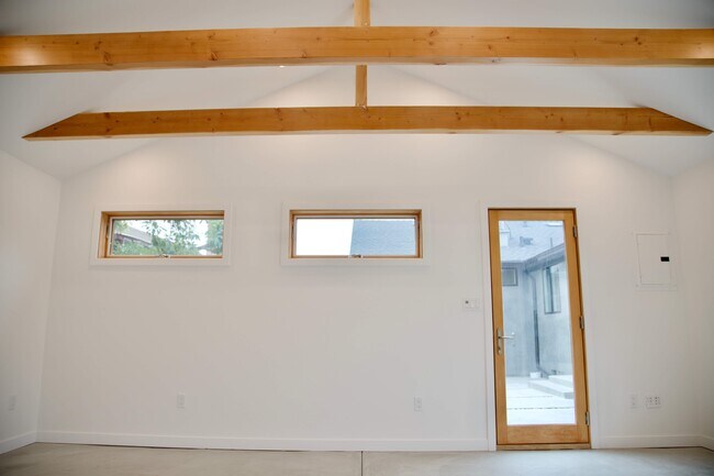 Foto del edificio - 6521 W 87th St