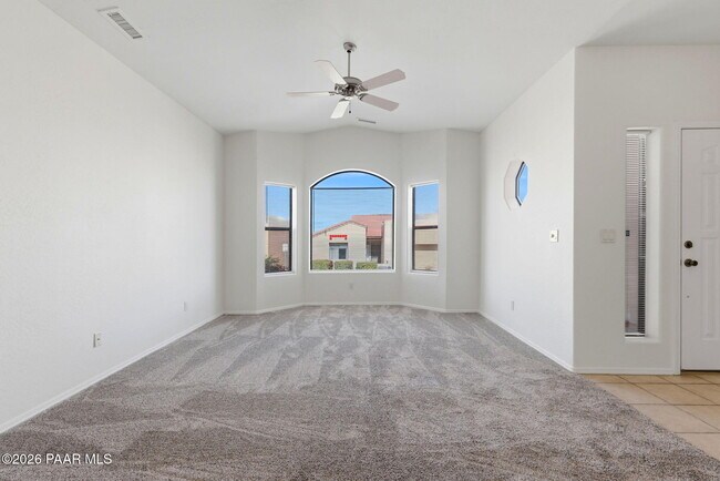 Building Photo - 2847 Ithaca Dr