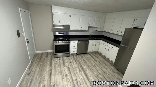 Foto del edificio - 95-101 Upton St.
