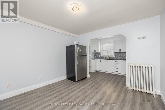 Photo du bâtiment - 227 Regent St