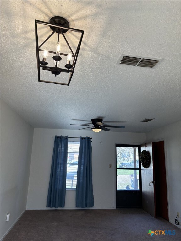 Foto del edificio - 15 Cliffside Dr