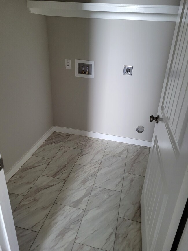 378 Dakota St, Spartanburg, SC 29303 House Rental in Spartanburg, SC