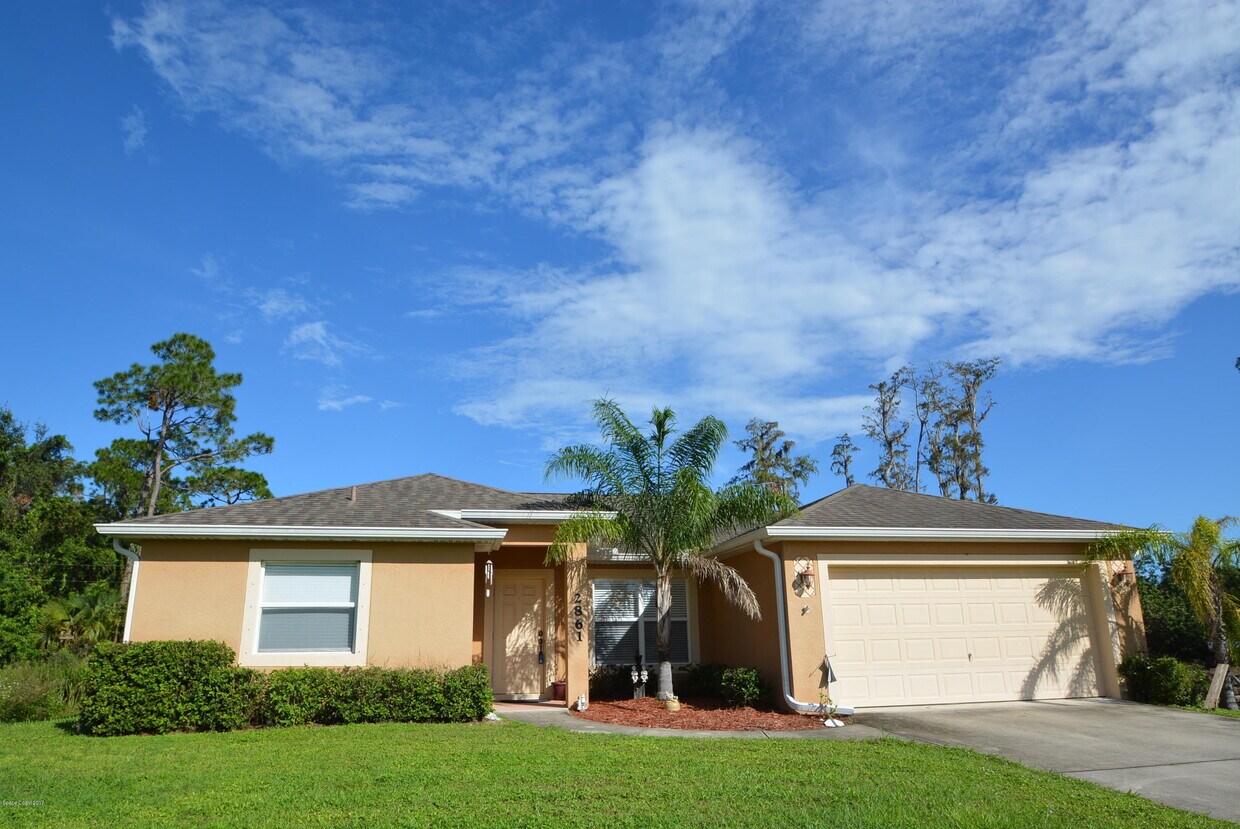 Foto principal - 2861 Emerson Dr SE