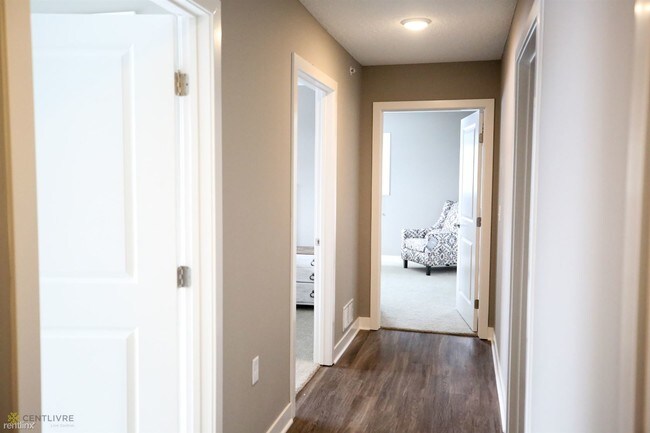 Foto del edificio - 2907 Westbrook Dr