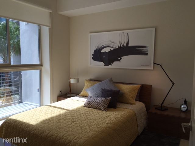 Foto del edificio - 1 br, 1 bath  - 885 N Orange Ave