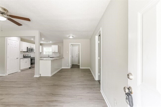 Foto del edificio - 5118 Keystone St