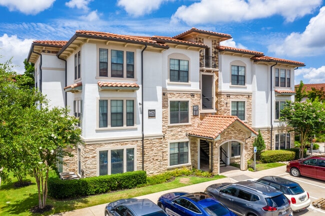 Building Photo - Serene La Villita