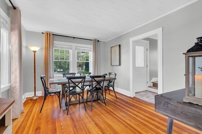 Foto del edificio - 70 Washington Ave