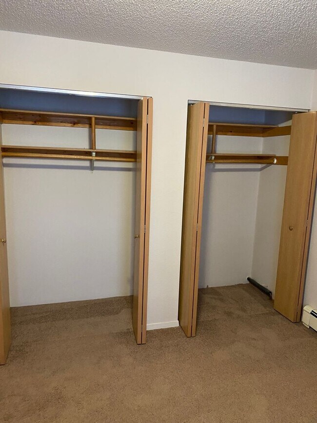 Foto del edificio - One Bedroom