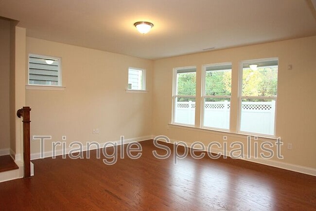 Foto del edificio - 215 Begen St