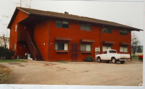 Primary Photo - 26524 NE Allen St