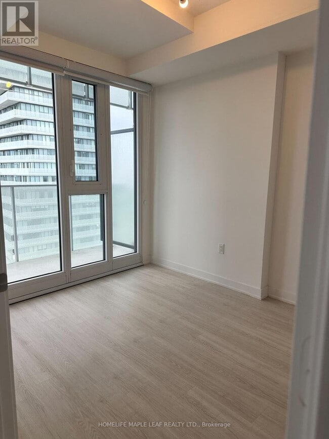 Photo du bâtiment - 3883 Quartz Rd