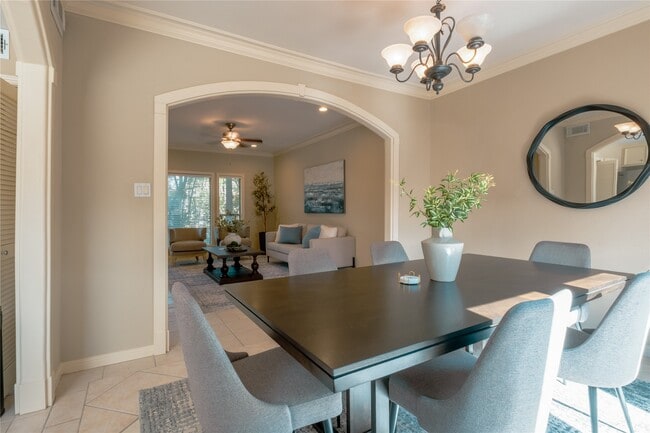 Building Photo - 11711 Memorial Dr