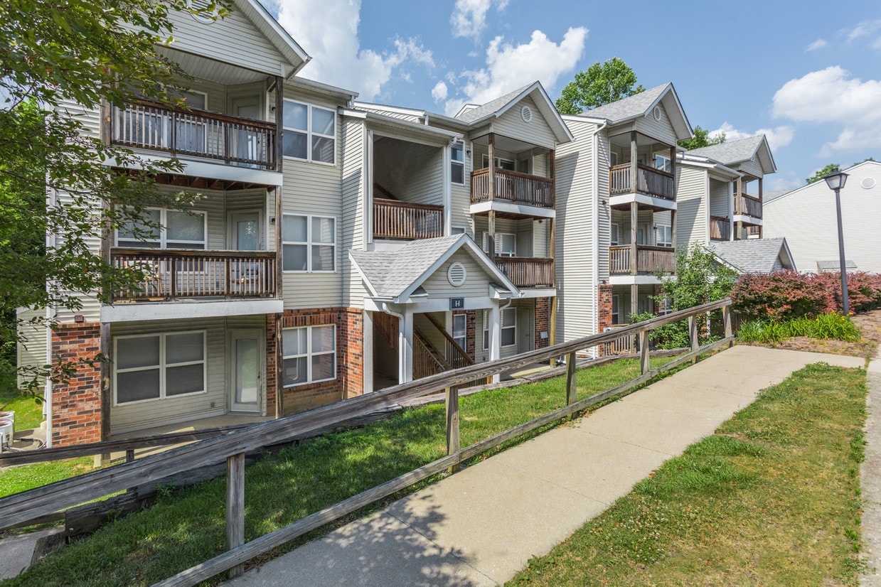 Exterior - Phase II Building - Fountain Park
