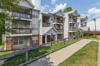 Exterior - Phase II Building - Fountain Park