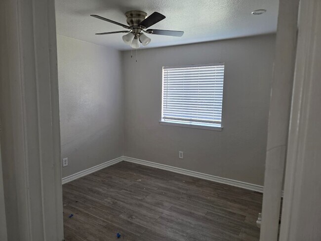 Foto del edificio - 2937 Laramie St