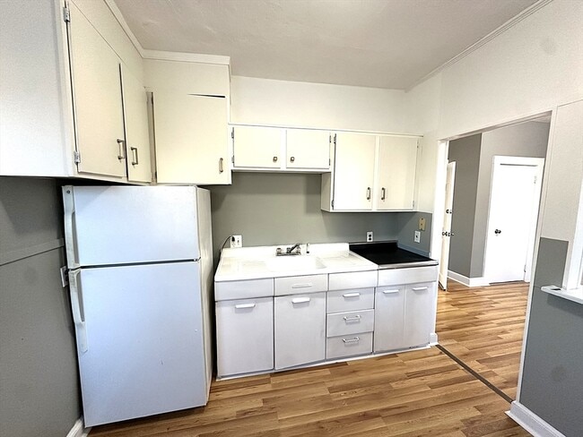 Foto del edificio - 1076 Washington St