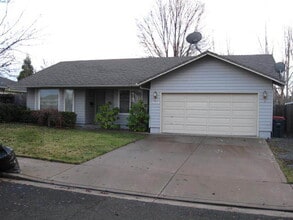 Building Photo - 2640 Montara Dr