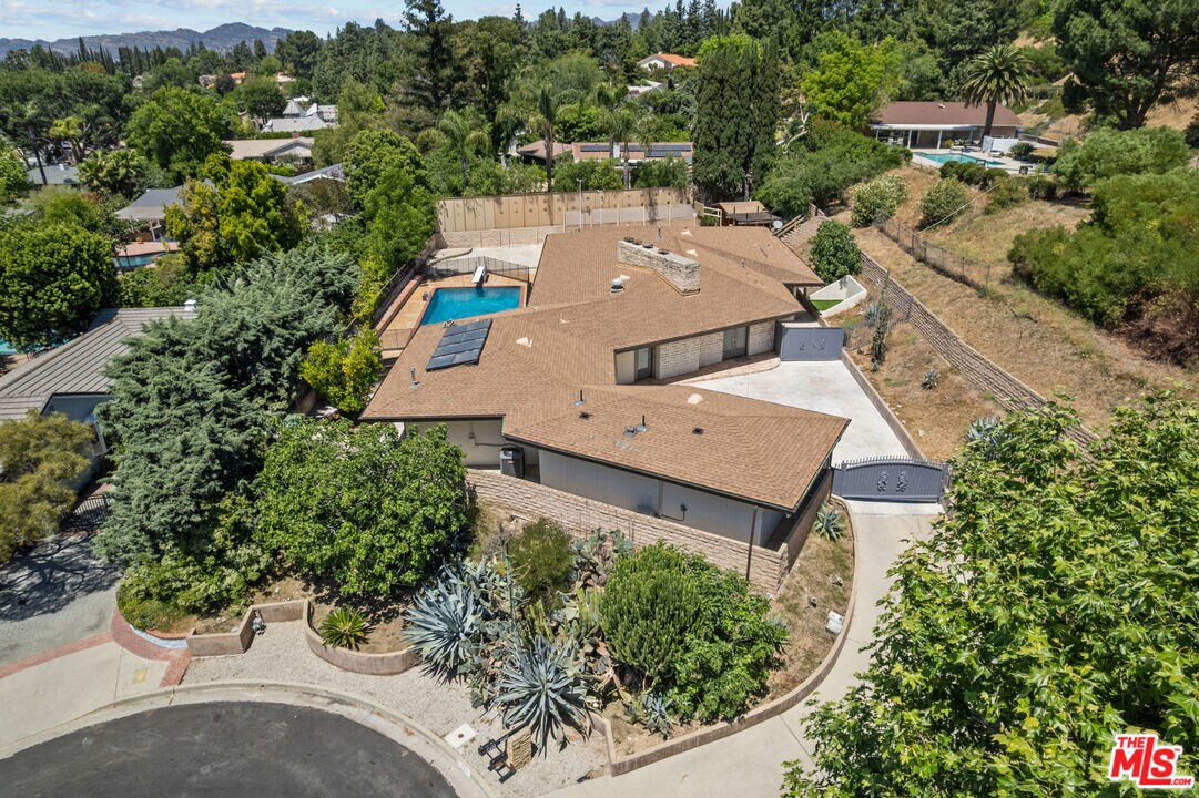 Foto principal - 10421 Beckford Ave