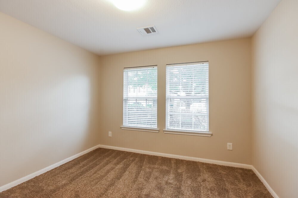 Foto del edificio - 21519 Kings Bend Dr