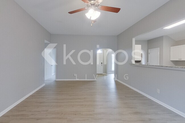 Foto del edificio - 139 Hideaway Ln