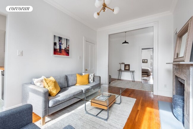 Building Photo - 80 India St