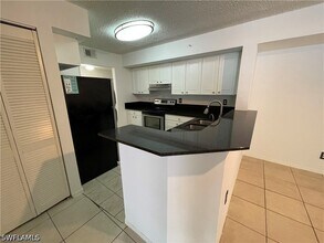 Building Photo - 8265 Ibis Club Dr