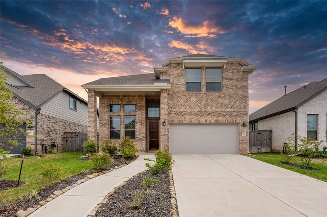 Foto del edificio - 8714 Windsong Trail Dr