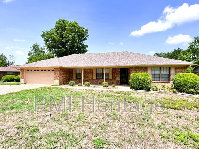 Foto del edificio - 3101 Brooken Hill Dr