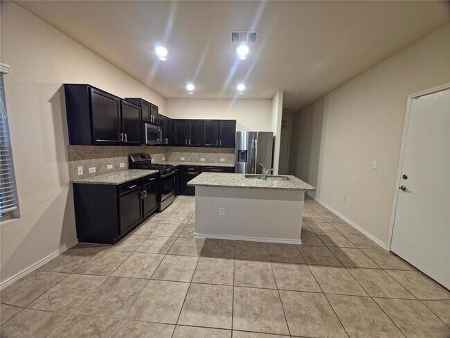 Foto del edificio - 5701 Southerner Wy