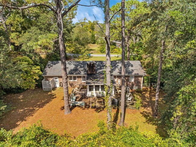 Building Photo - 457 Baytree Rd