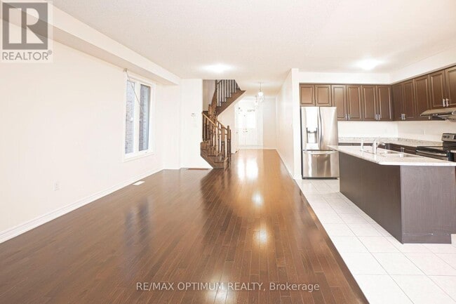 Building Photo - 16 Vezna Cres