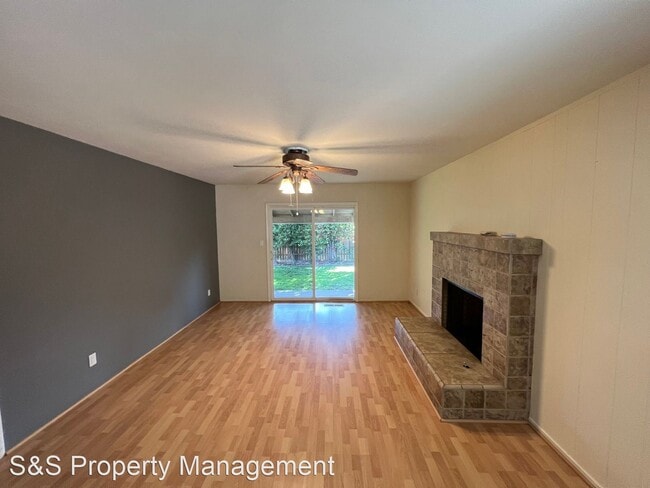 Building Photo - 3 br, 2 bath House - 7151 Westmoreland Way