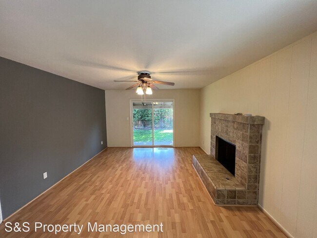 Foto del edificio - 3 br, 2 bath House - 7151 Westmoreland Way