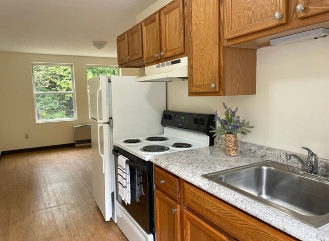 Photo - 143 Turkey Ln Apartments