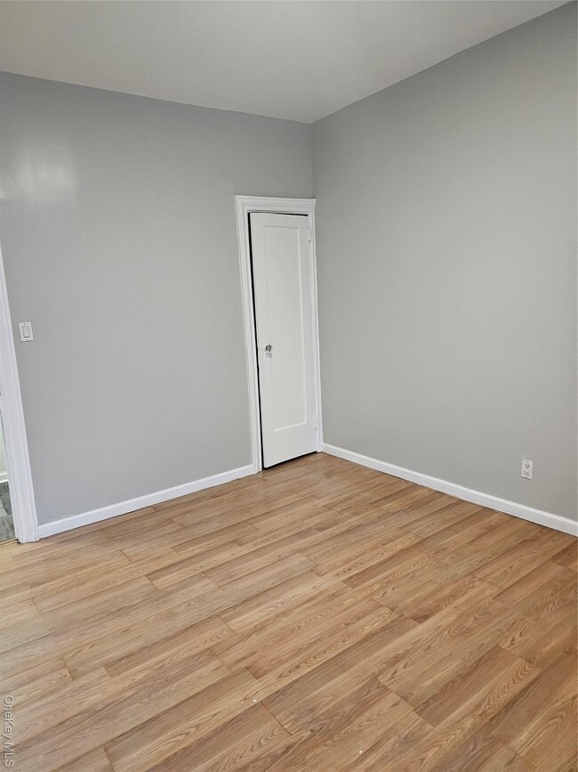 Foto del edificio - 235 E 91st St