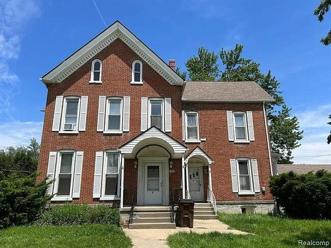 Building Photo - 1910 S Custer Rd