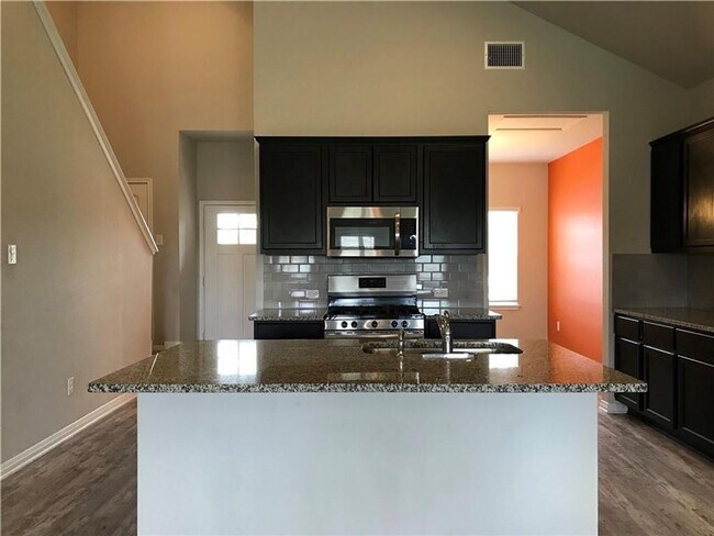 Foto del edificio - 1614 Autumn Sage Ct