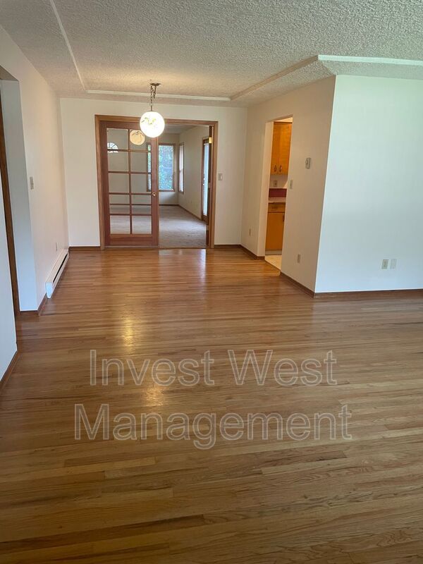Building Photo - 4613 NE 39th Ave