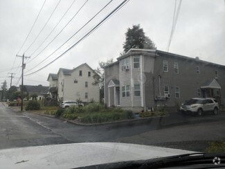Building Photo - 14 Brandon Rd