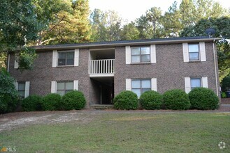 Building Photo - 155 Meadowbrook Ct