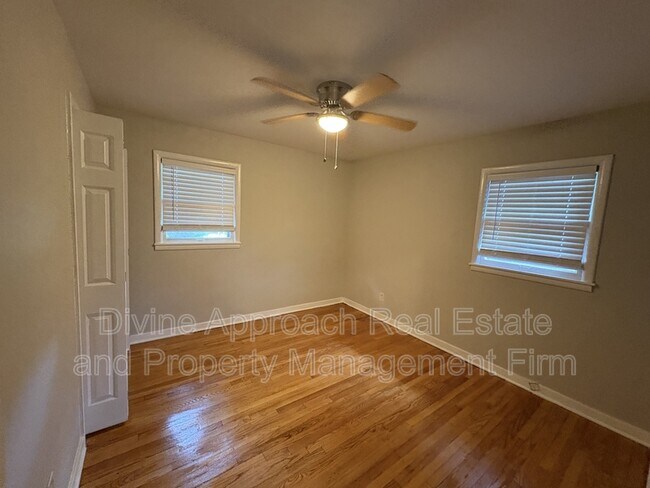 Foto del edificio - 1128 50th St Ensley