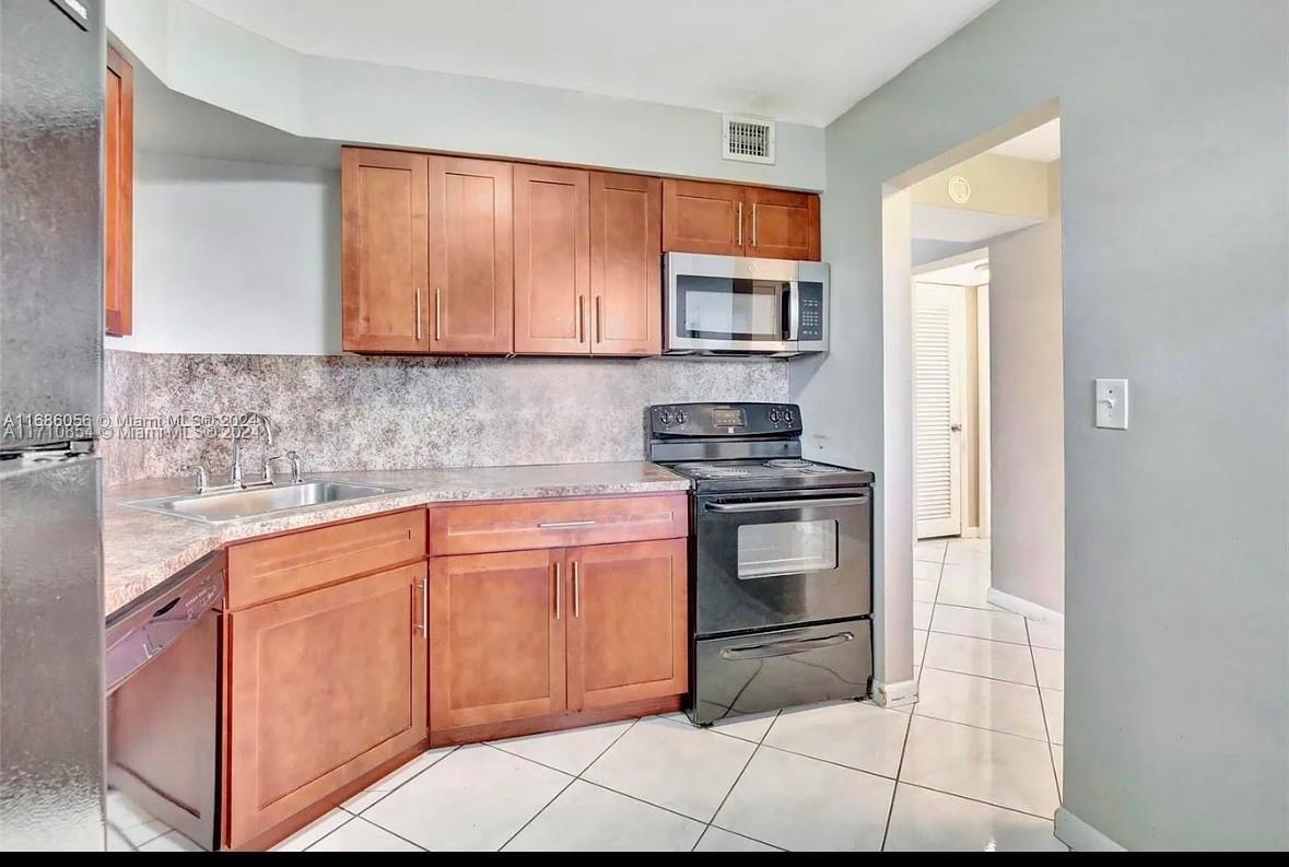 Foto principal - 2 bedroom in North Miami Beach FL 33179