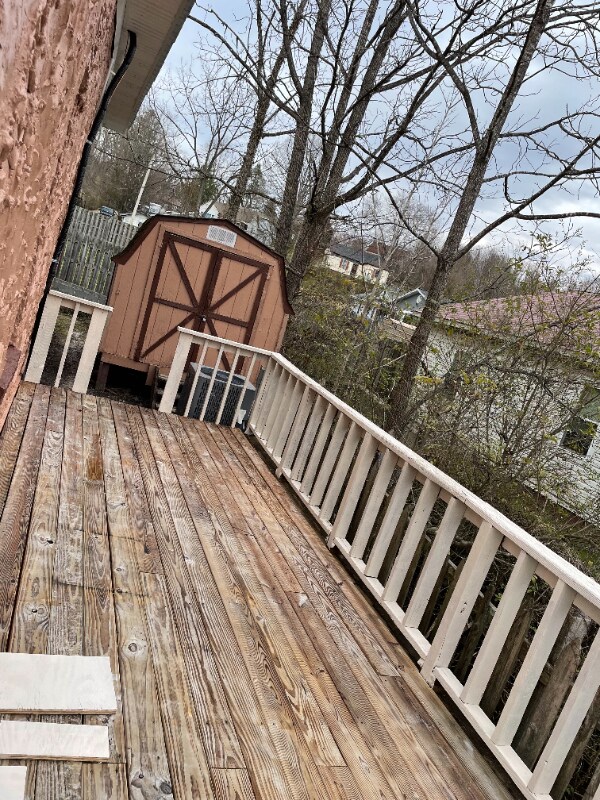 Foto del edificio - 830 W 5th St