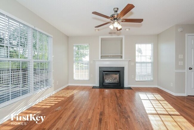 Building Photo - 1265 Silverstone Ct