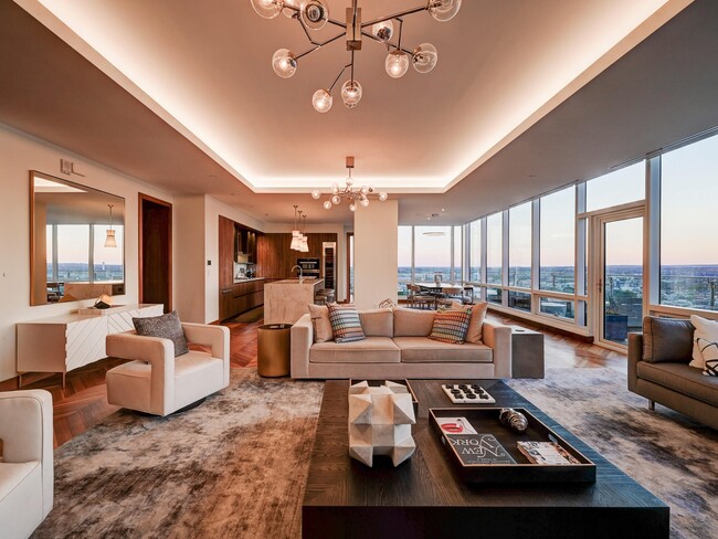 Building Photo - 300 International Drive