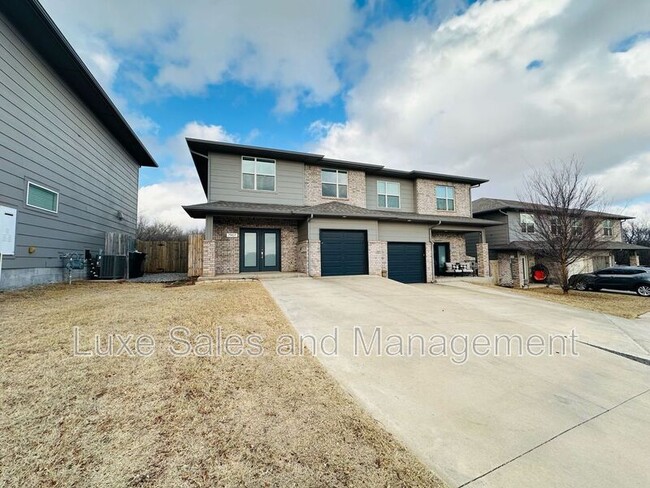 Foto del edificio - 7907 NW 135th Terrace